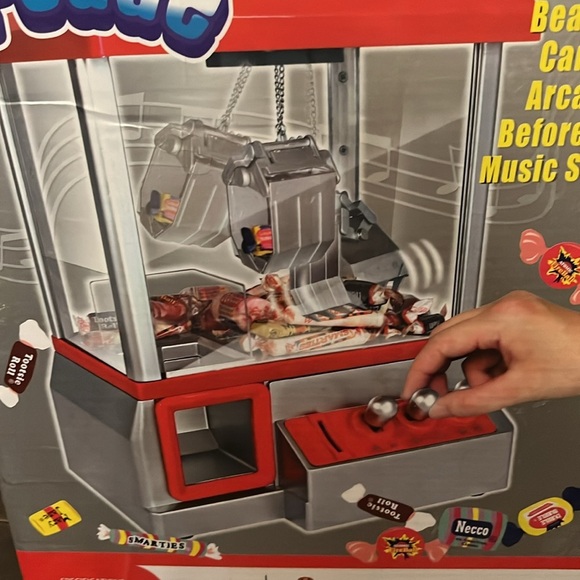 Candy Arcade NIB - Picture 2 of 7